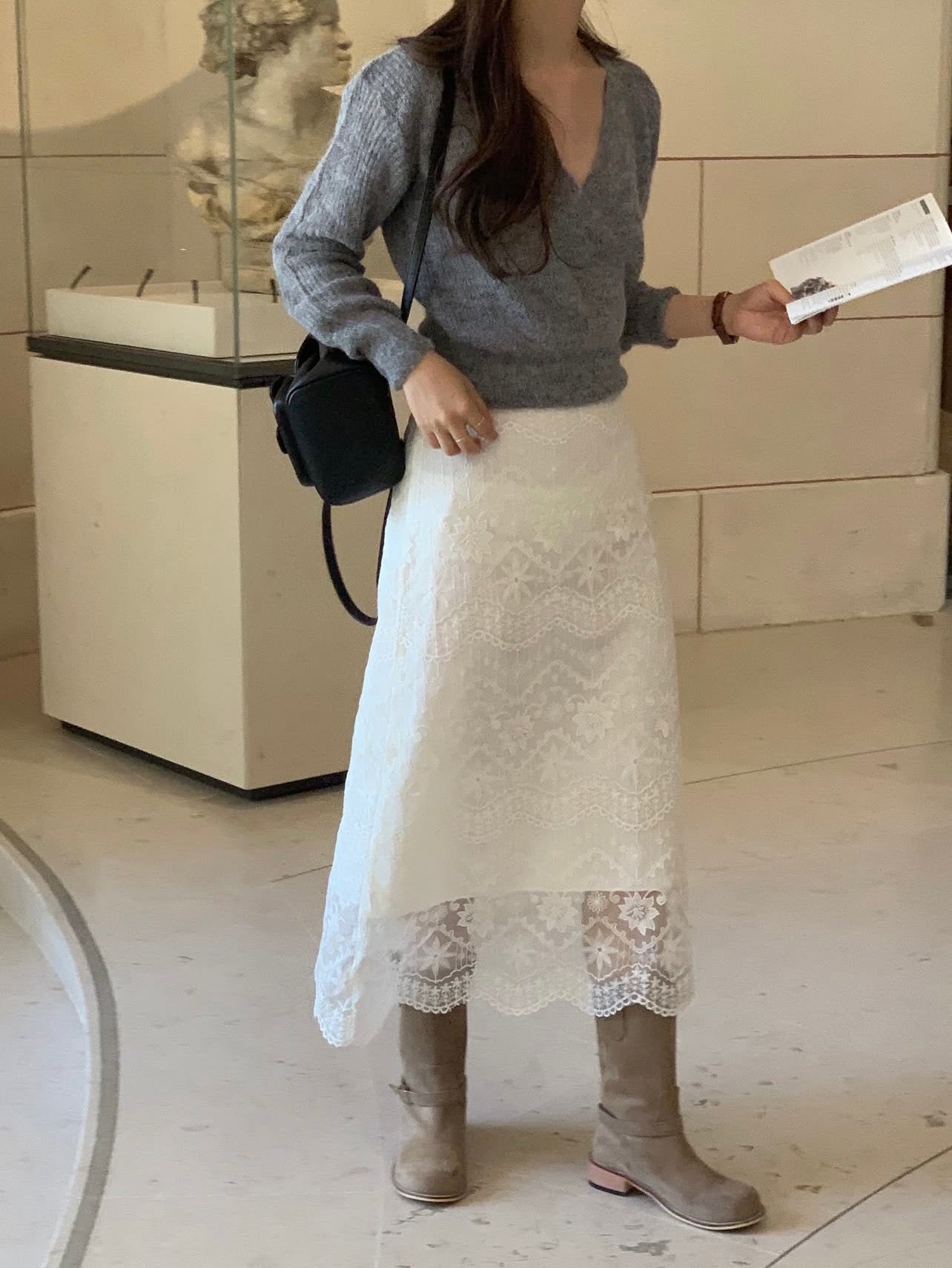 lace skirt
