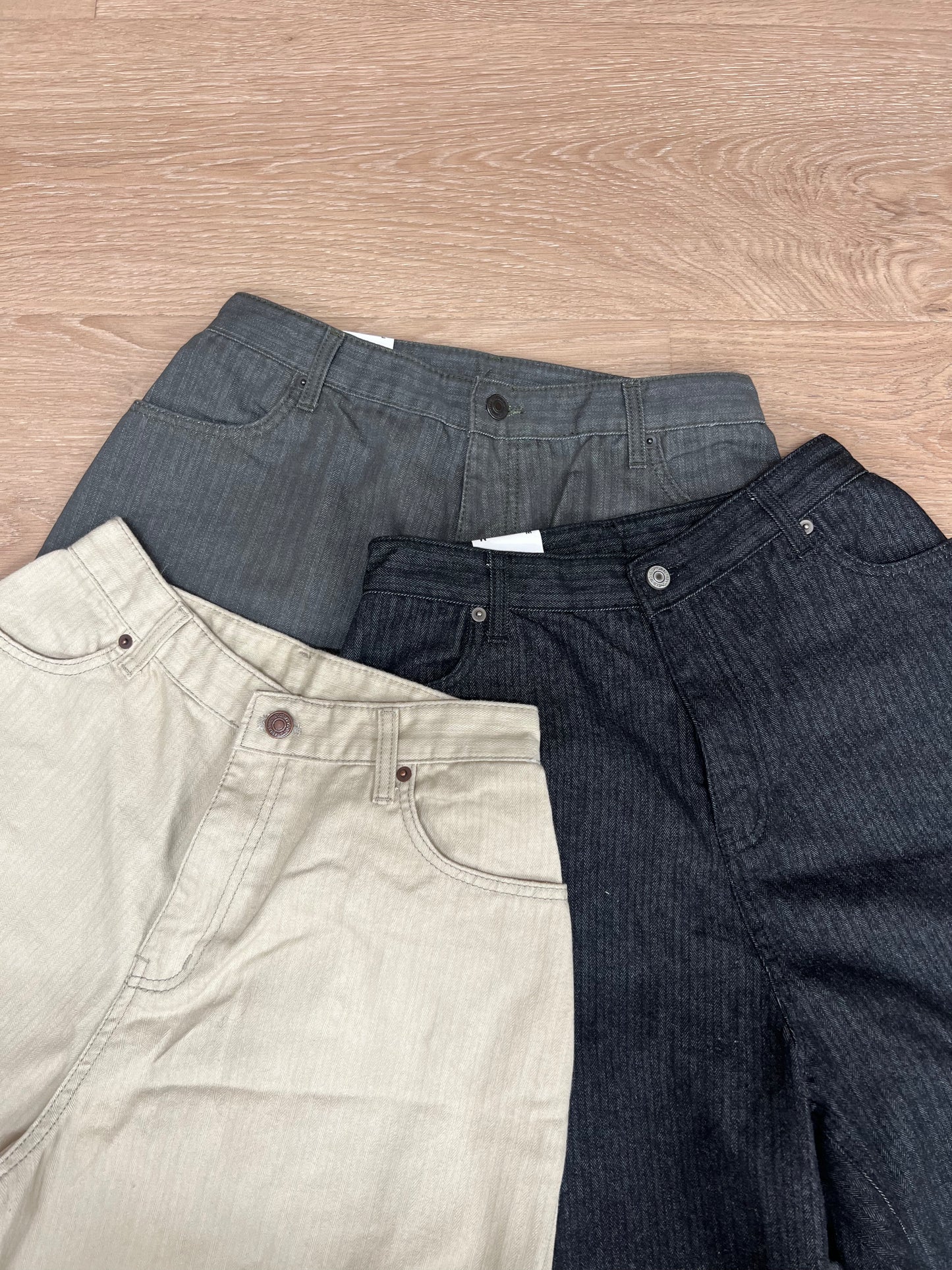 barrel leg jeans