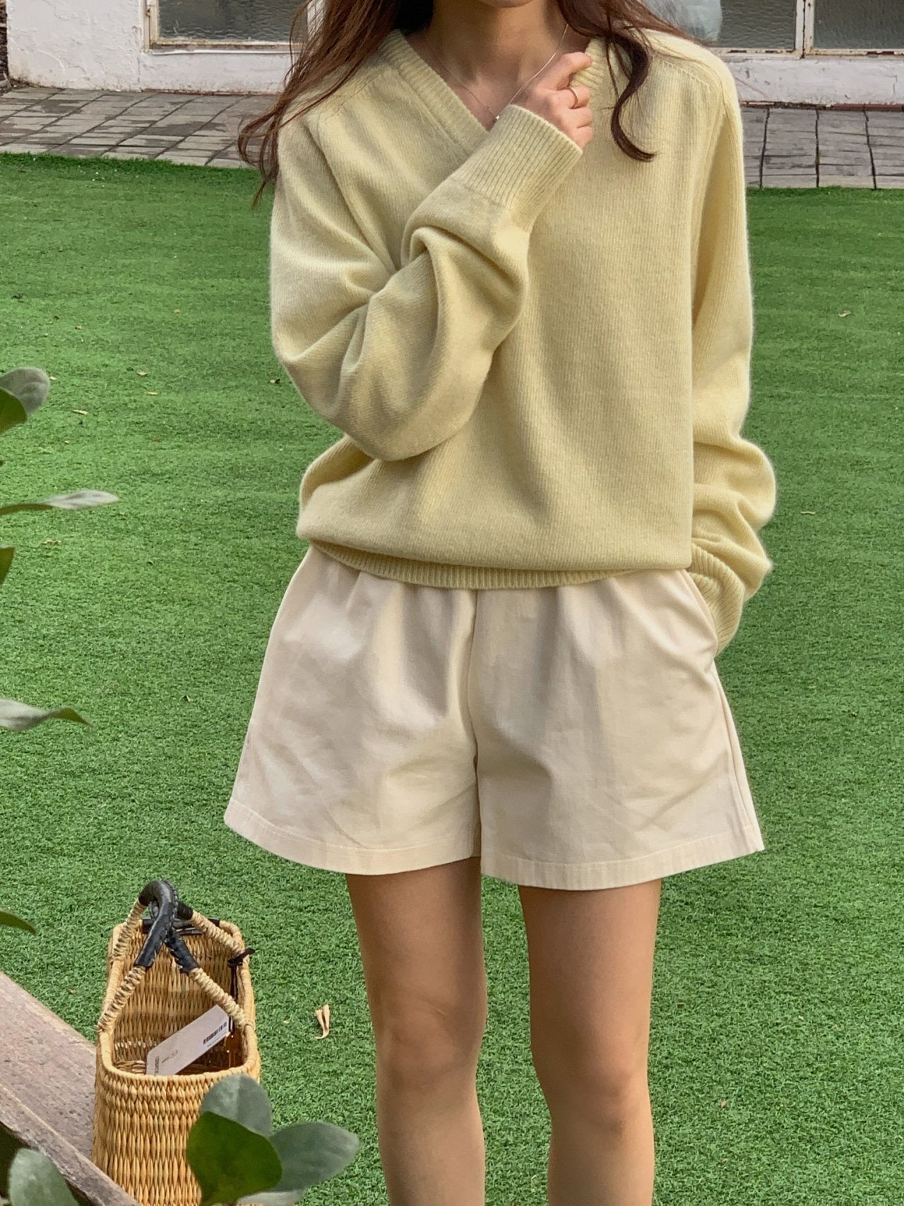 classic v-neck knit