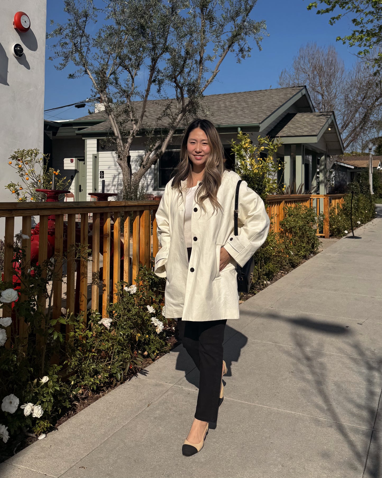 slim jeans with elastic waist