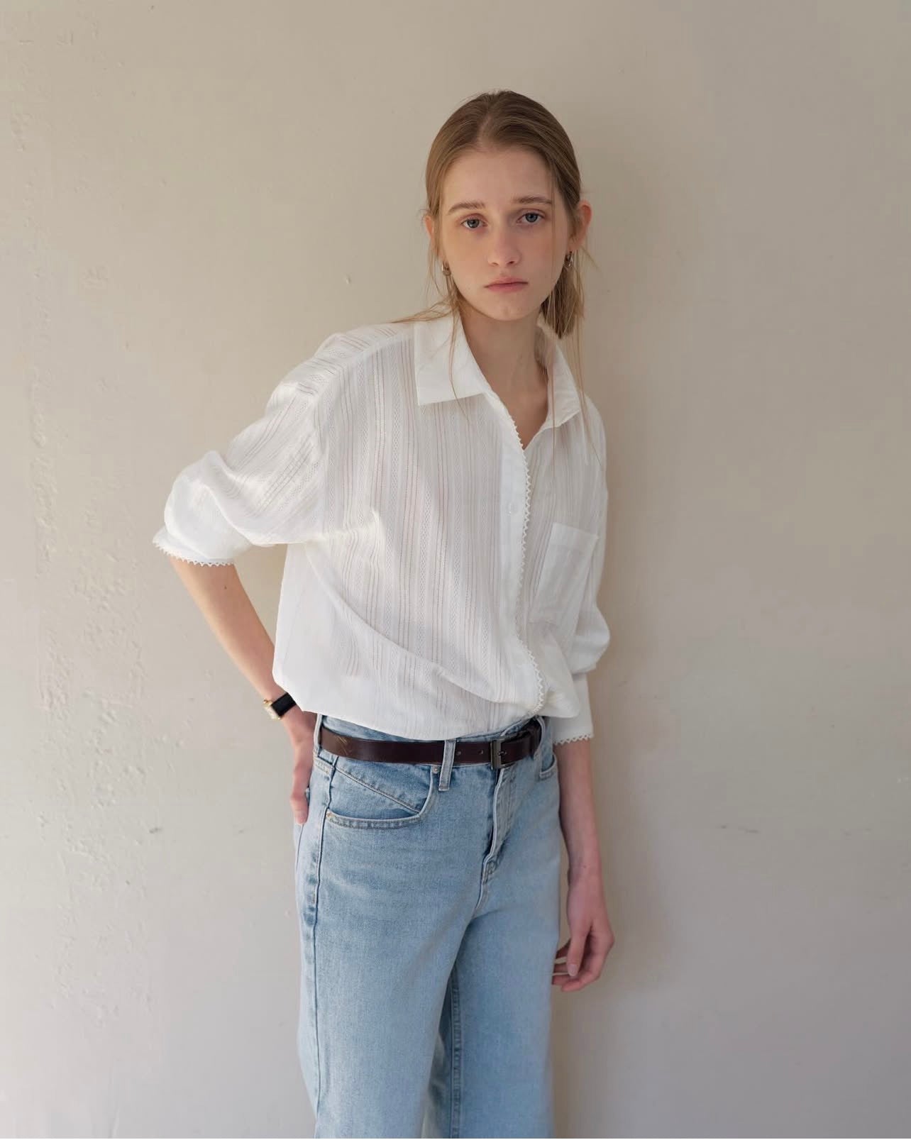 lace shirt
