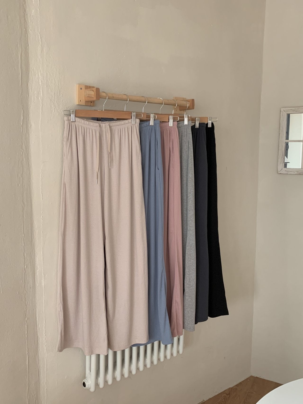 essential ribbed set
